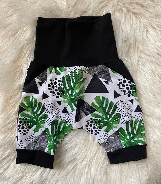 Short harem À MOTIF monstera UNI noir